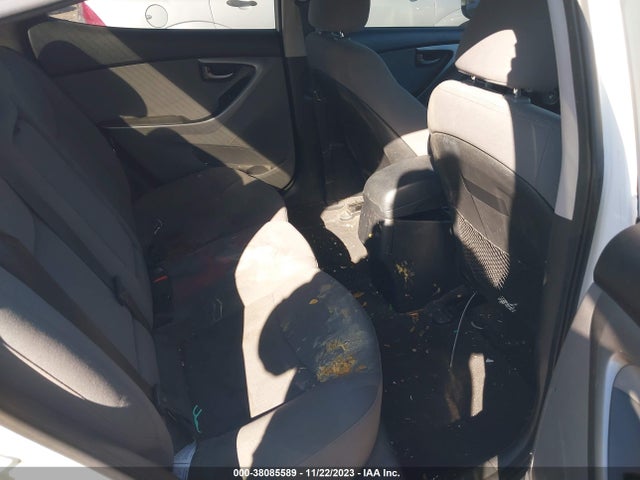 2015 HYUNDAI ELANTRA SE VIN: 5NPDH4AE1FH642055
