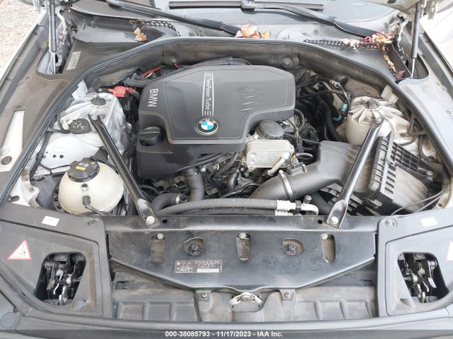 WBA5A5C5XFD514623 BMW 528I