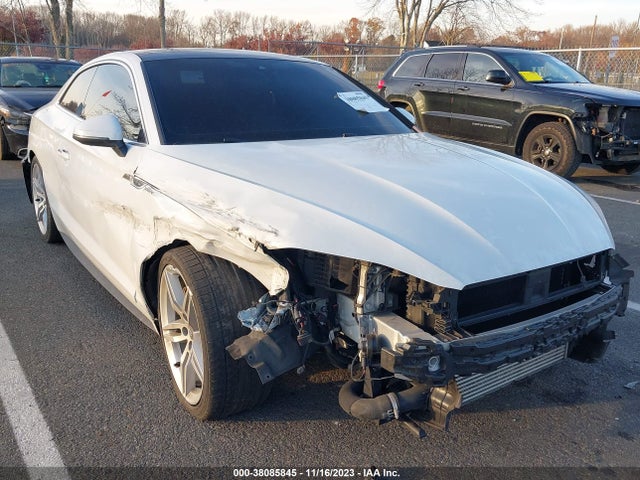 Audi A5 2.0t Premium 2018 WAUUNAF56JA100527 Image 1