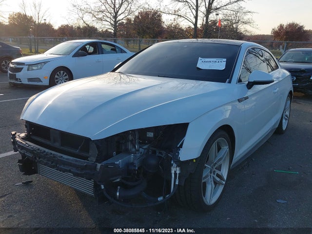 Audi A5 2.0t Premium 2018 WAUUNAF56JA100527 Image 2