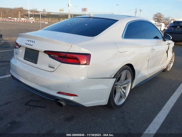 Audi A5 2.0t Premium 2018 WAUUNAF56JA100527 Image 4