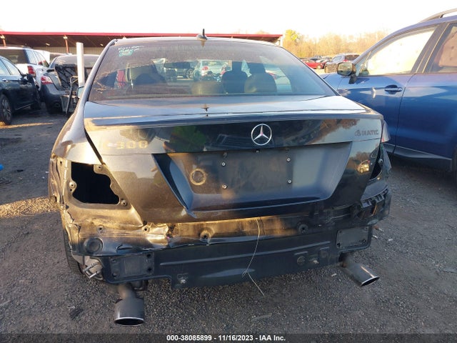 2014 MERCEDES-BENZ C 300 SPORT 4MATIC/LUXURY 4MATIC VIN: WDDGF8AB8EG177038