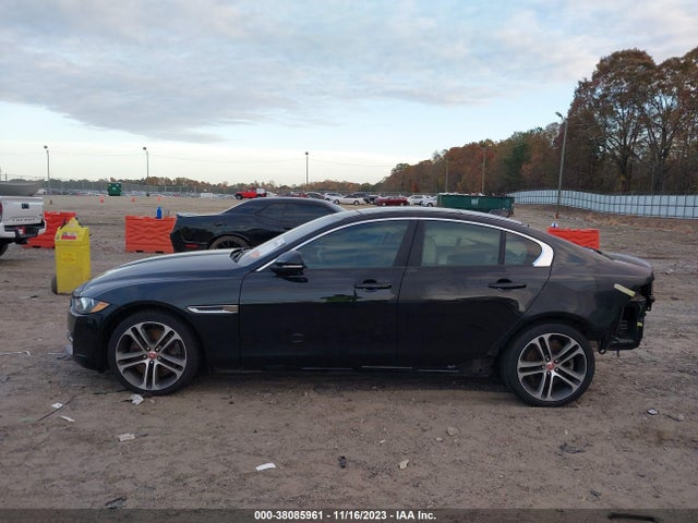 2017 JAGUAR XE 35T PREMIUM VIN: SAJAD4BV9HA957680