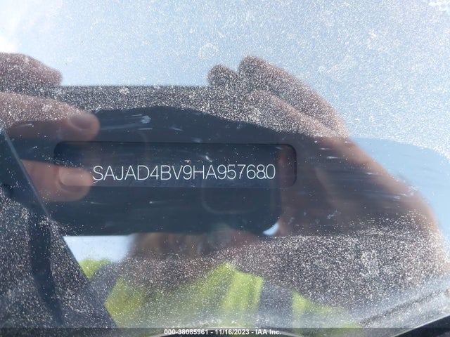 2017 JAGUAR XE SAJAD4BV9HA957680 Photo 8