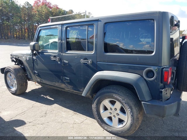 2016 JEEP WRANGLER UNLIMITED SPORT VIN: 1C4BJWDG5GL197109