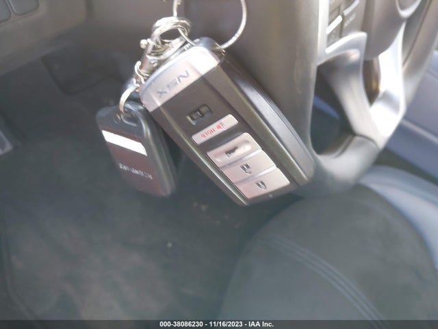 Acura NSX 2019 19UNC1B06KY000039 Image 11