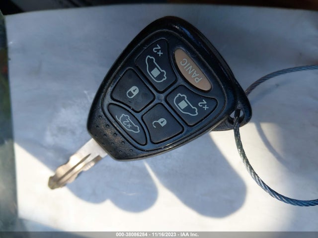 2007 CHRYSLER TOWN & COUNTRY LIMITED VIN: 2A8GP64L37R147858