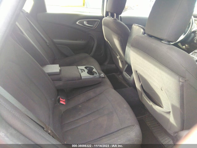 1C3CCCAB5FN679267 Chrysler 200 Limited
