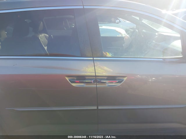 2011 HONDA ODYSSEY EX-L VIN: 5FNRL5H62BB095914