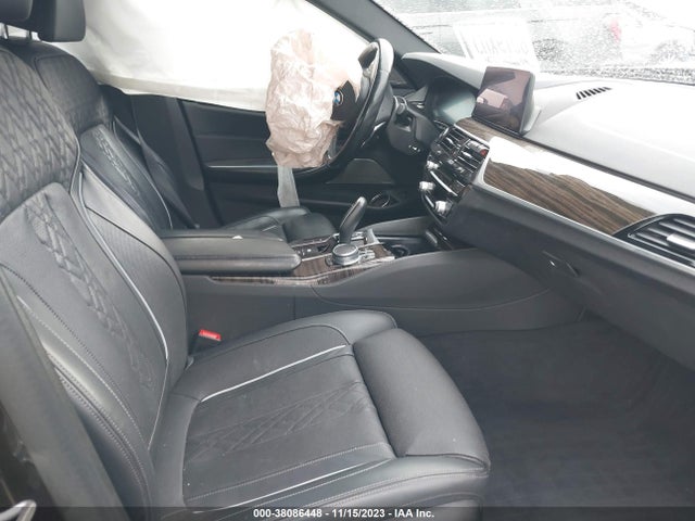 BMW 540i Xdrive 2019 WBAJE7C54KWW12219 Image 5
