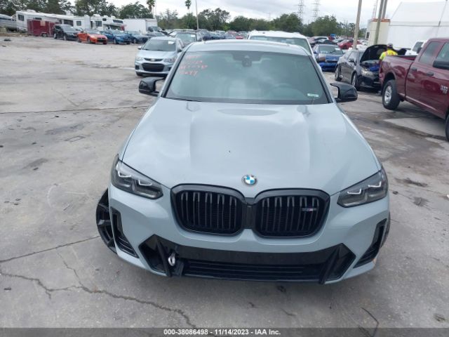 5UX43DT00N9M50597 BMW X4 M40i