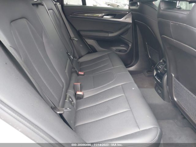5UX43DT00N9M50597 BMW X4 M40i