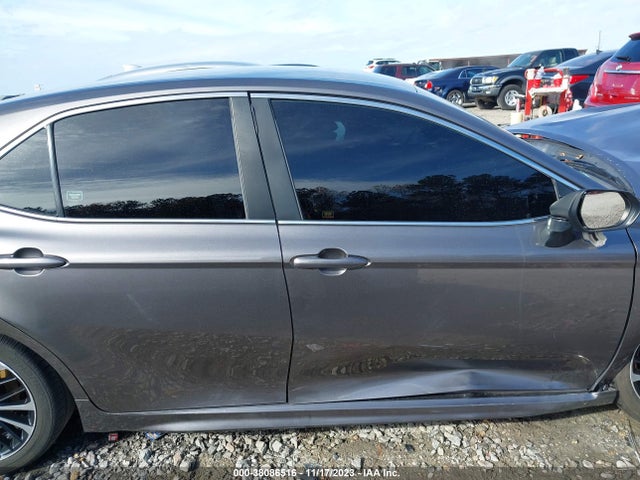 Toyota CAMRY SE 2018 4T1B11HK9JU024773 Image 13