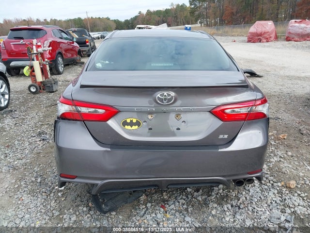 Toyota CAMRY SE 2018 4T1B11HK9JU024773 Image 16