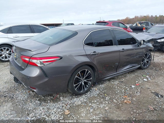 Toyota CAMRY SE 2018 4T1B11HK9JU024773 Image 4