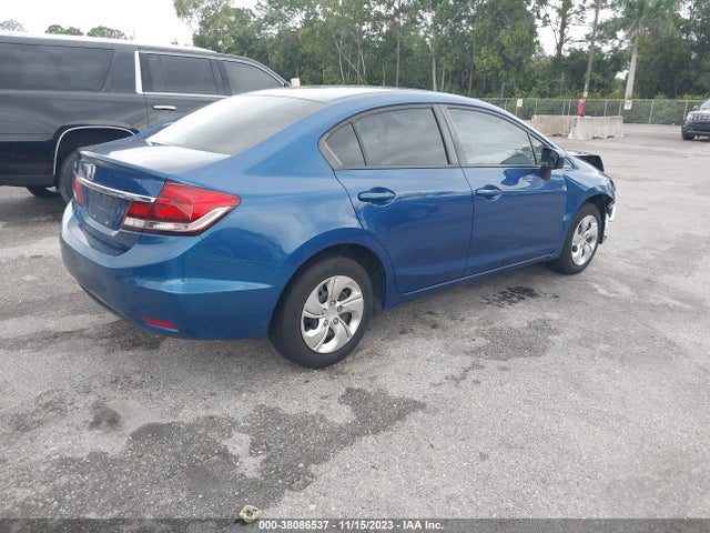 2015 HONDA CIVIC LX VIN: 19XFB2F52FE086852