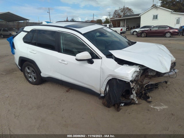 2022 TOYOTA RAV4 XLE VIN: 2T3W1RFV4NW204656