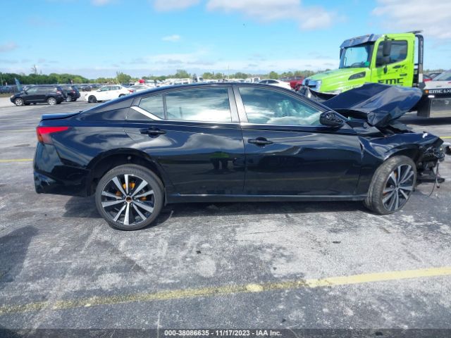 1N4BL4CV7NN317692 Nissan Altima Sr Fwd