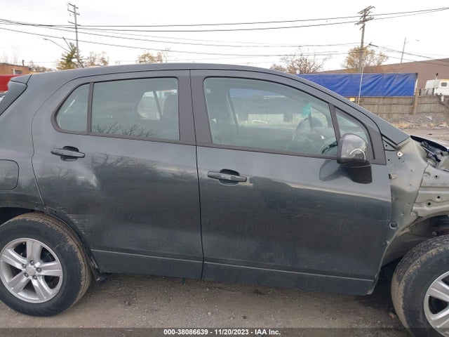 Chevrolet TRAX LS 2019 3GNCJKSB0KL336409 Image 14