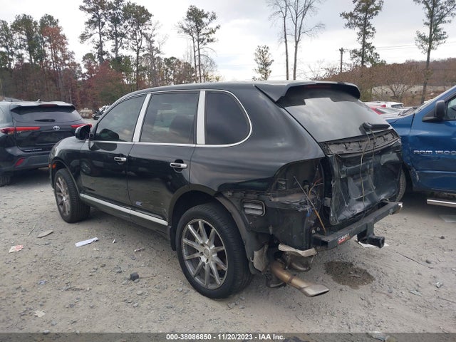 2010 PORSCHE CAYENNE WP1AA2AP3ALA09413 Photo 2