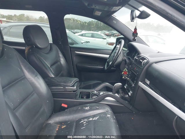 2010 PORSCHE CAYENNE WP1AA2AP3ALA09413 Photo 4