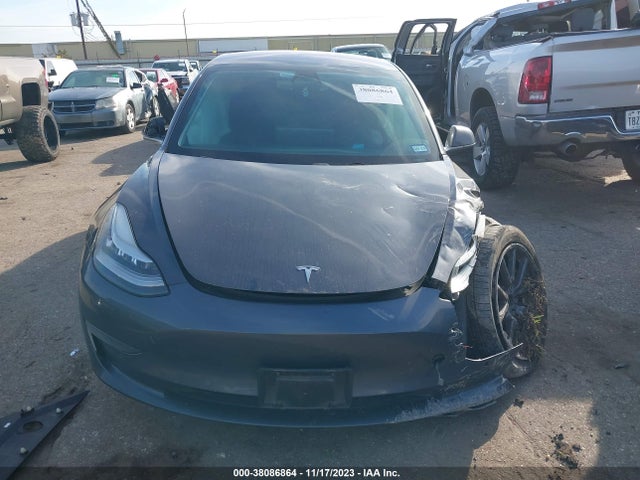Tesla Model 3 Performance/long Range 2019 5YJ3E1EB5KF209768 Image 12