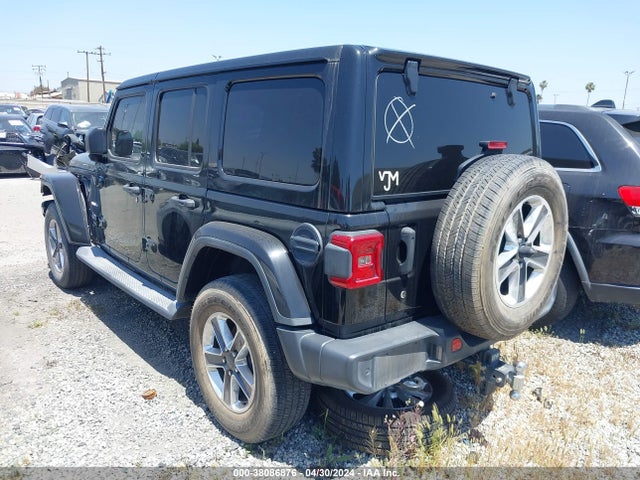 1C4HJXEG0JW191447 Jeep Wrangler Unlimited Sahara 4x4