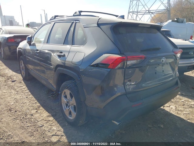 2022 TOYOTA RAV4 XLE VIN: 2T3P1RFV4NC284885