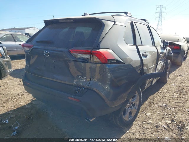 2022 TOYOTA RAV4 XLE VIN: 2T3P1RFV4NC284885
