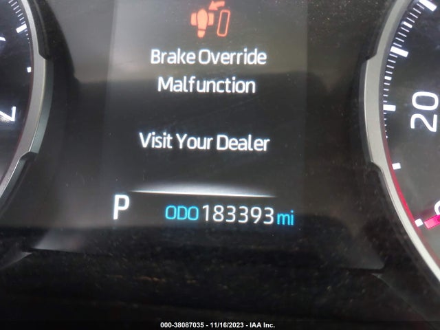 Toyota RAV4 LE 2019 2T3F1RFV6KW023005 Image 16