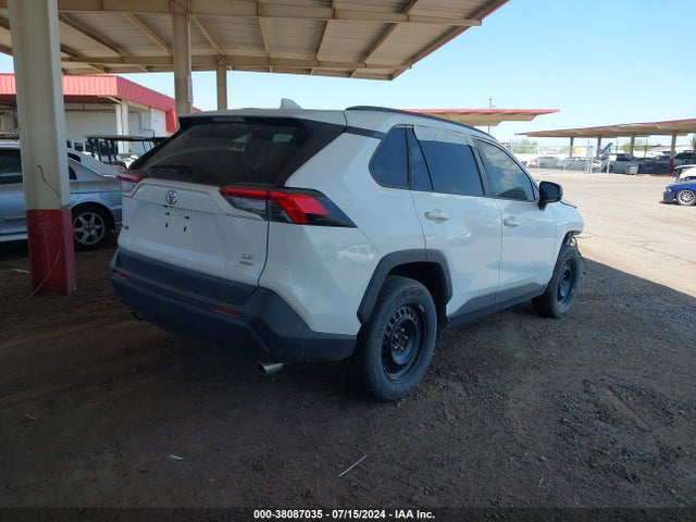 Toyota RAV4 LE 2019 2T3F1RFV6KW023005 Image 4