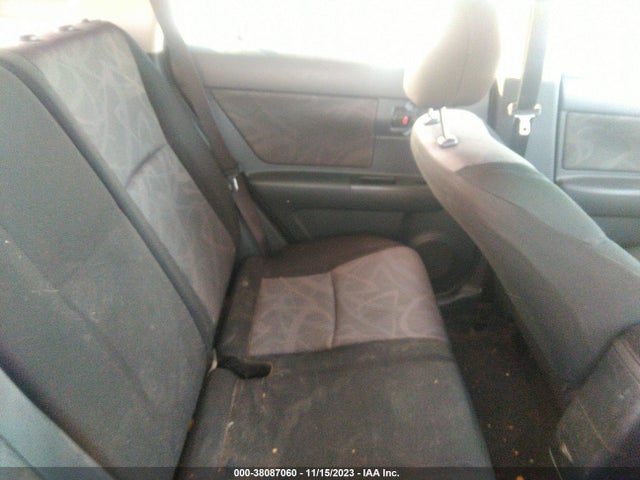 JTLZE4FE5FJ080809 Scion Xb 686 Parklan Edition