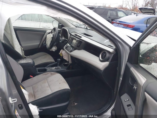 Toyota Rav4 Xle 2018 JTMRFREV2JJ229371 Image 5