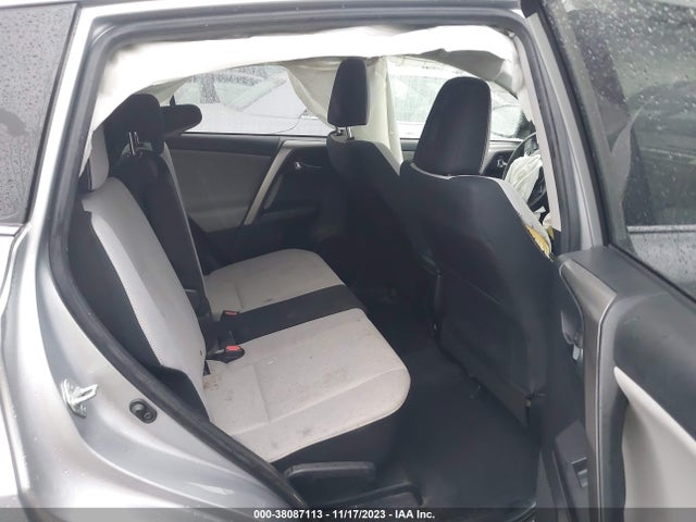 Toyota Rav4 Xle 2018 JTMRFREV2JJ229371 Image 8