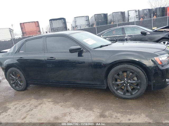 Chrysler 300 S 2014 2C3CCAGT7EH222536 Image 13