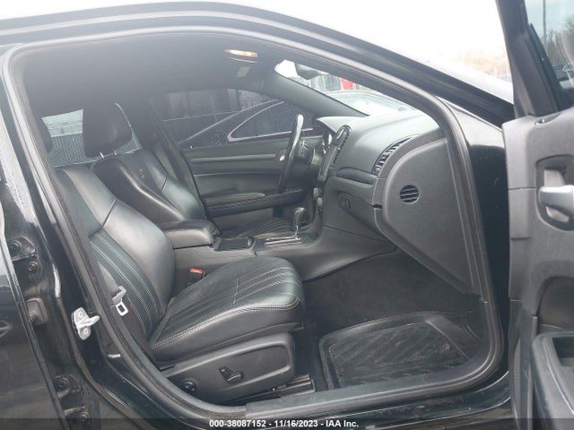 Chrysler 300 S 2014 2C3CCAGT7EH222536 Image 5