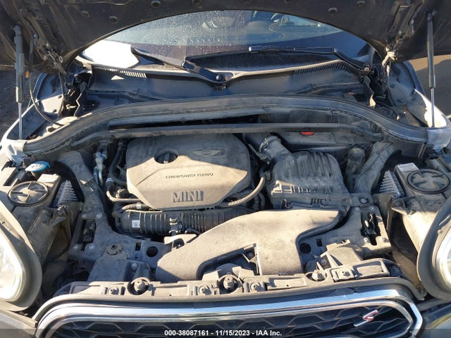 2018 MINI COUNTRYMAN WMZYT5C32J3D82807 Photo 9