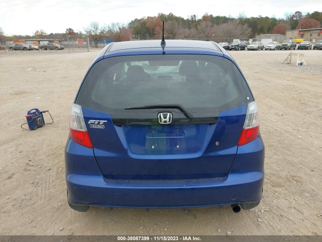 2010 HONDA FIT VIN: JHMGE8H25AC005276
