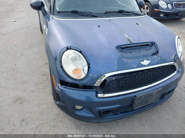 2011 MINI COOPER S CLUBMAN WMWZG3C58BTY36195 Photo 5