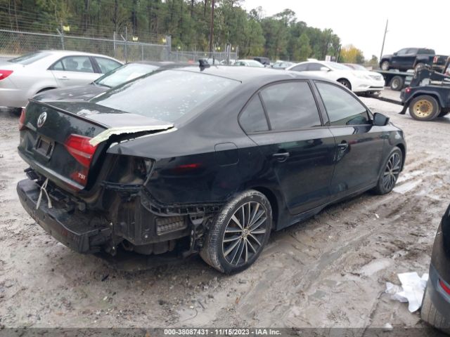 3VWD17AJ1GM245232 Volkswagen Jetta 1.8t Sport
