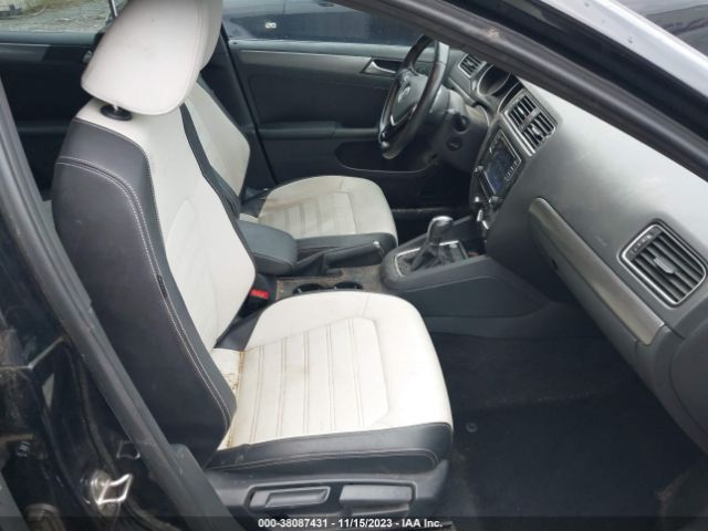 3VWD17AJ1GM245232 Volkswagen Jetta 1.8t Sport