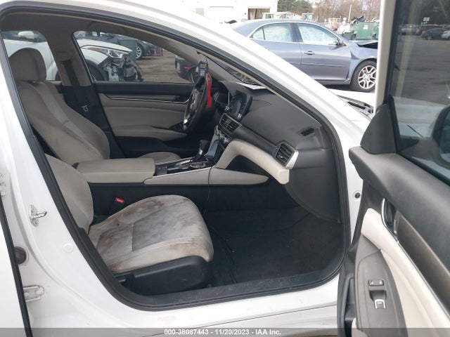 2018 HONDA ACCORD LX VIN: 1HGCV1F13JA131585
