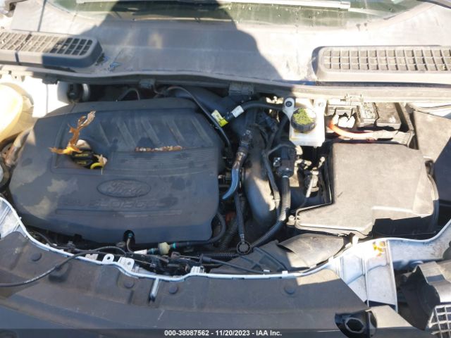 1FMCU9GD6HUA56412 Ford ESCAPE SE