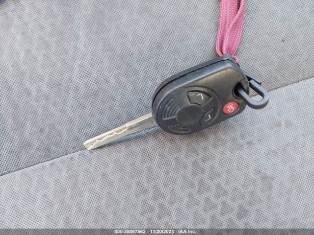 1FMCU9GD6HUA56412 Ford ESCAPE SE