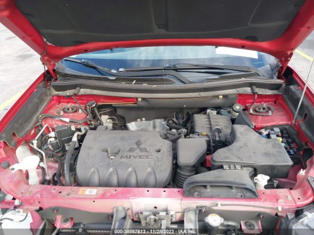 JA4AD3A38GZ049286 Mitsubishi Outlander Se