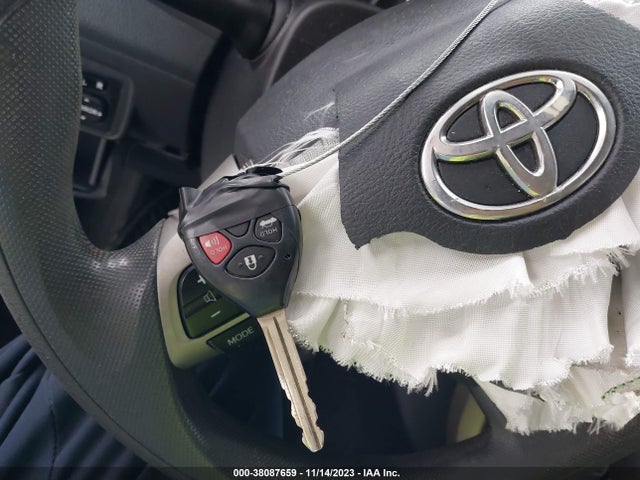 2013 TOYOTA COROLLA S VIN: 2T1BU4EEXDC002021