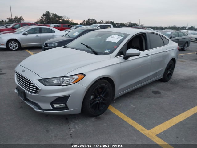 Ford FUSION SE 2019 3FA6P0HD9KR160383 Image 2