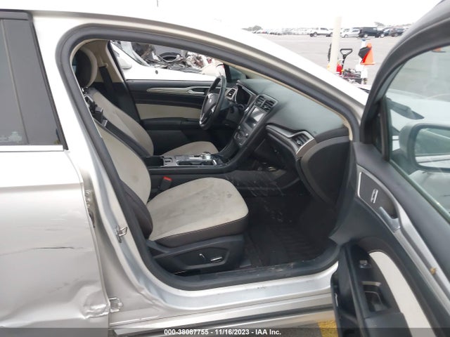 Ford FUSION SE 2019 3FA6P0HD9KR160383 Image 5