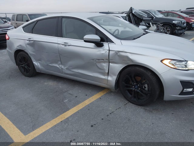 Ford FUSION SE 2019 3FA6P0HD9KR160383 Image 6