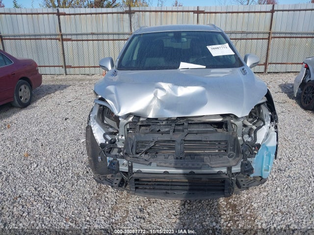 2019 BUICK ENVISION FWD ESSENCE VIN: LRBFXCSA0KD009479